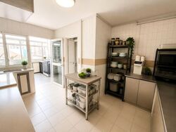 Blk 446 Hougang Avenue 8 (Hougang), HDB Executive #626621001